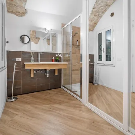 بيت ضيافة Domus Karalis Ii 3*