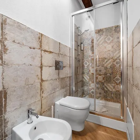 Domus Karalis Ii Guest house *